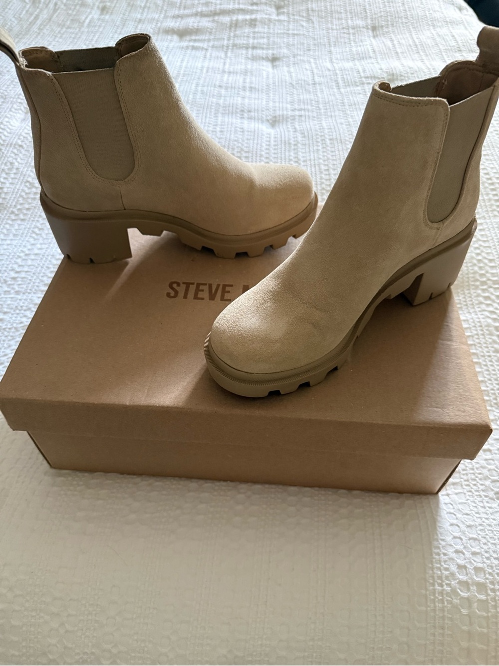 Steve Madden Beige Suede Lug-Heel Chelsea Boots